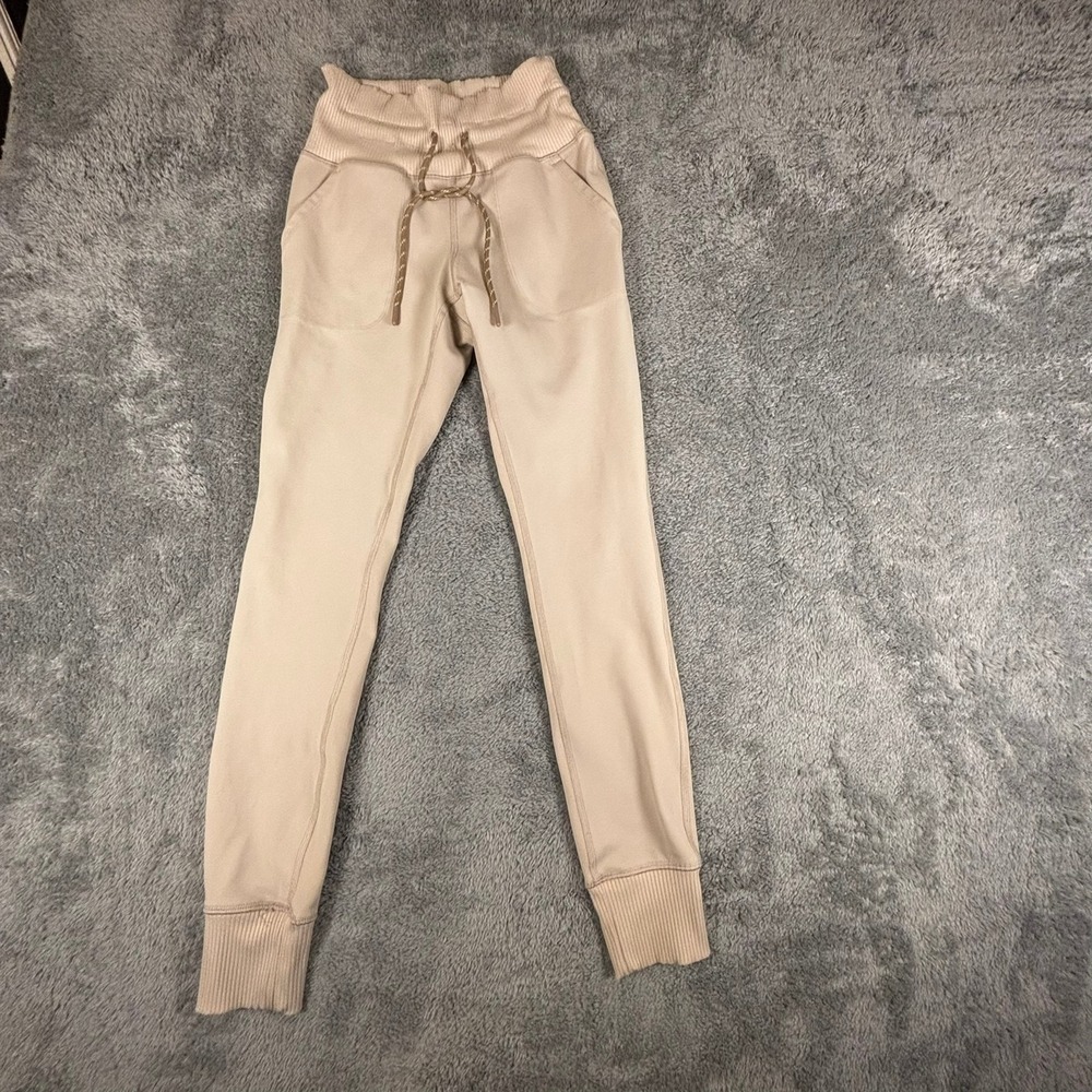 Avalanche Outdoor Supply Co Tan Beige Joggers High Rise Ribbed Waist Small
